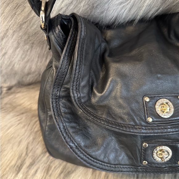 Marc by Marc Jacobs Chic Black Leather Shoulder Bag - Picture 11 of 13